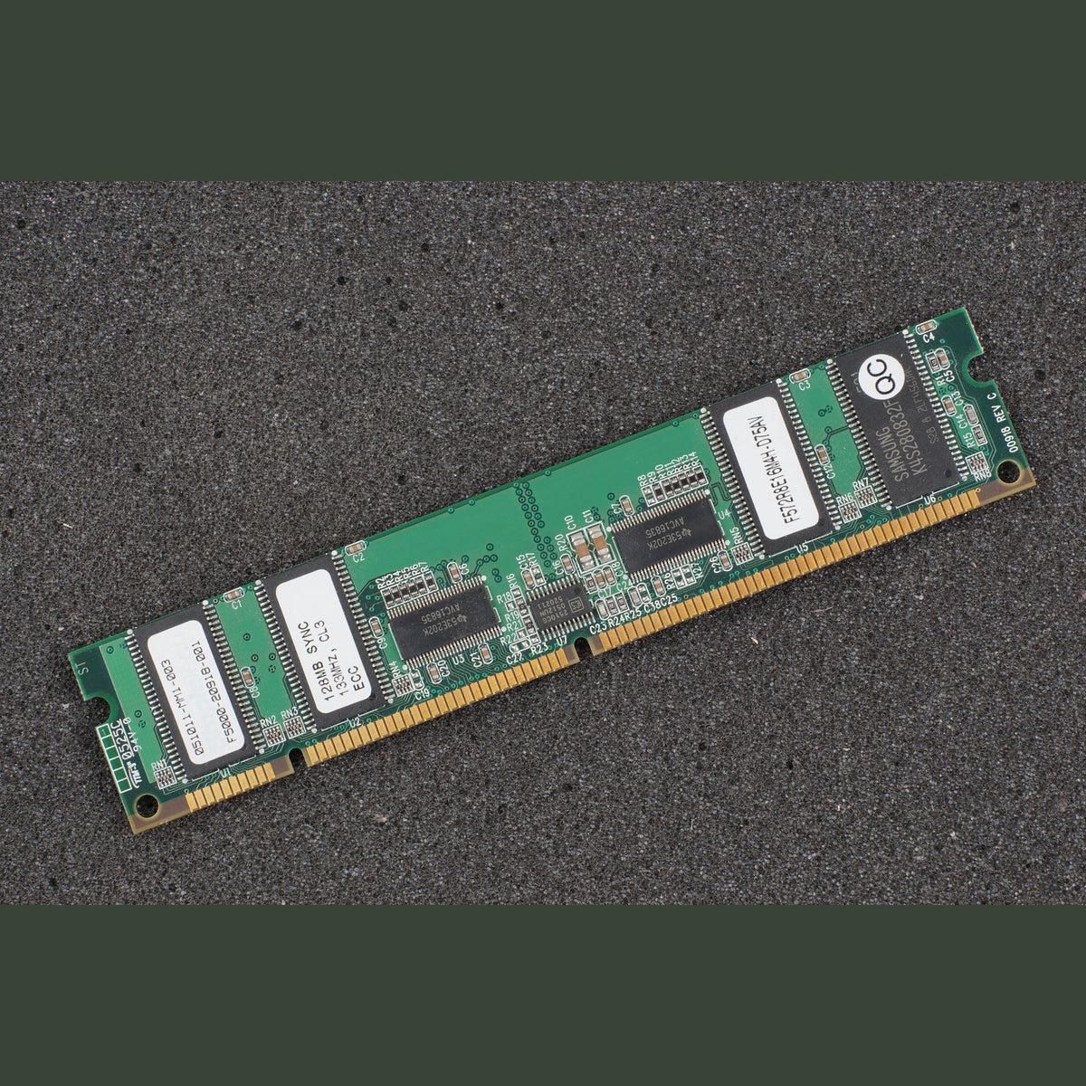 SimpleTech F572R8E16M4H-D75AV 128MB SYNC 133MGZ CL3 ECC Server Memory RAM