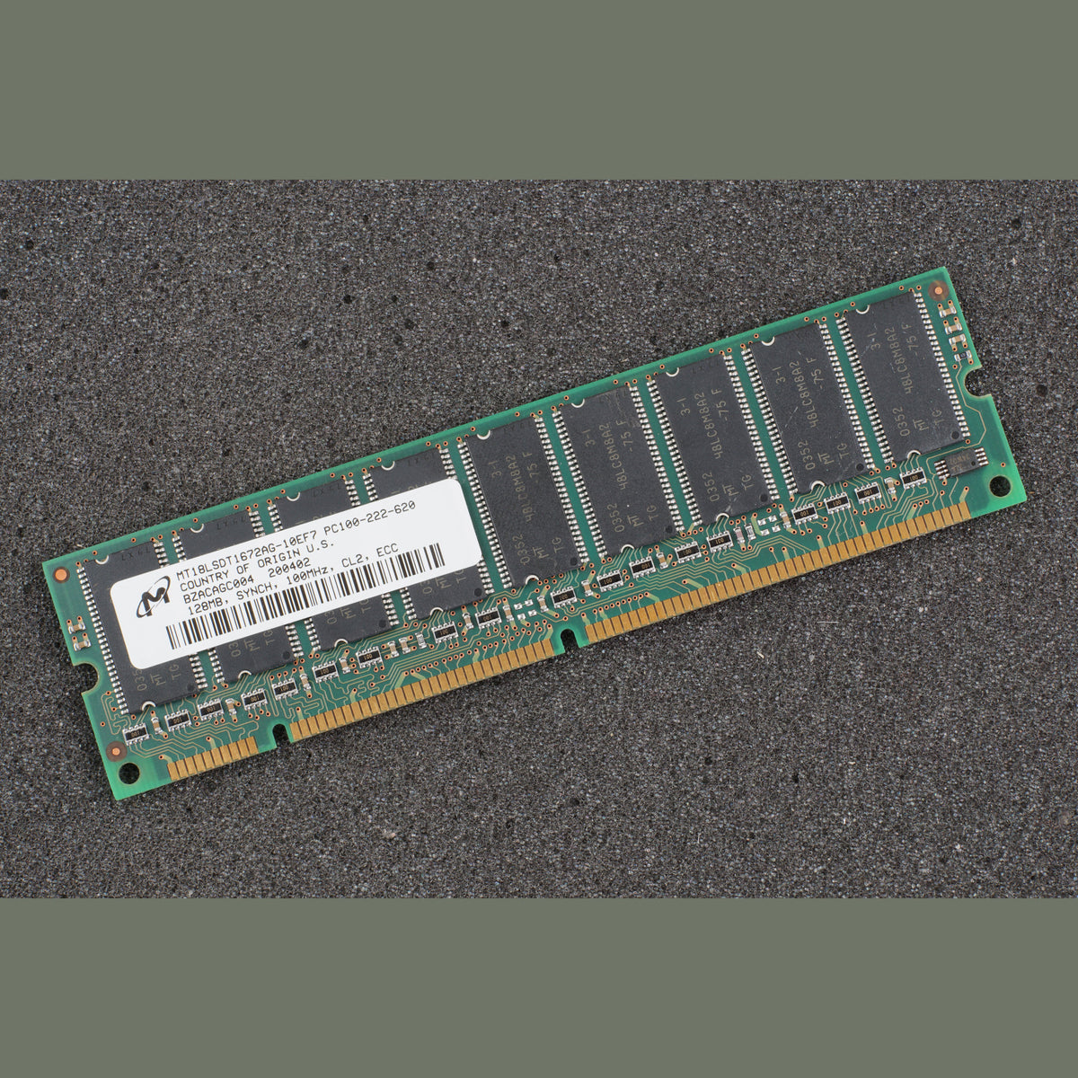 MT18LSDT1672AG-10EF7 PC100-222-620 128MB 100MHz CL2 ECC Server Memory RAM