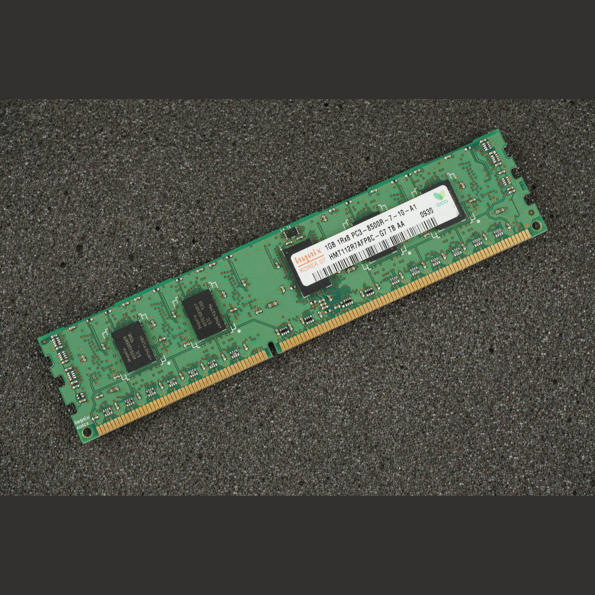 Hynix HMT112R7AFP8C-G7 PC3-8500R-7-10-A1 1GB Server Memory RAM