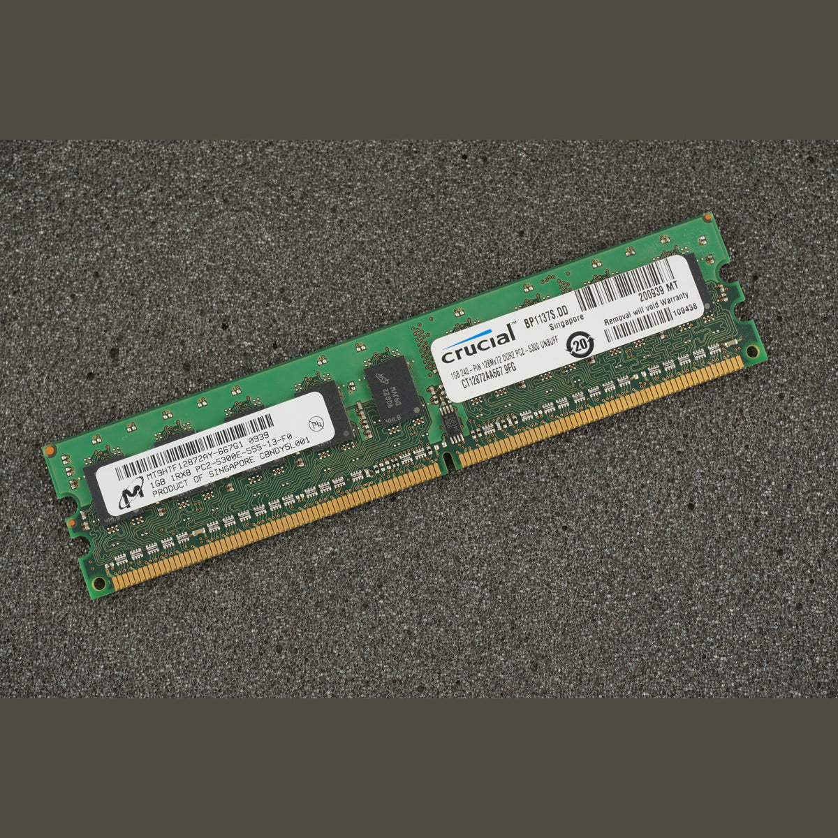 MT9HTF12872AY-667G1 PC2-5300E-555-13-F0 1GB Server Memory RAM