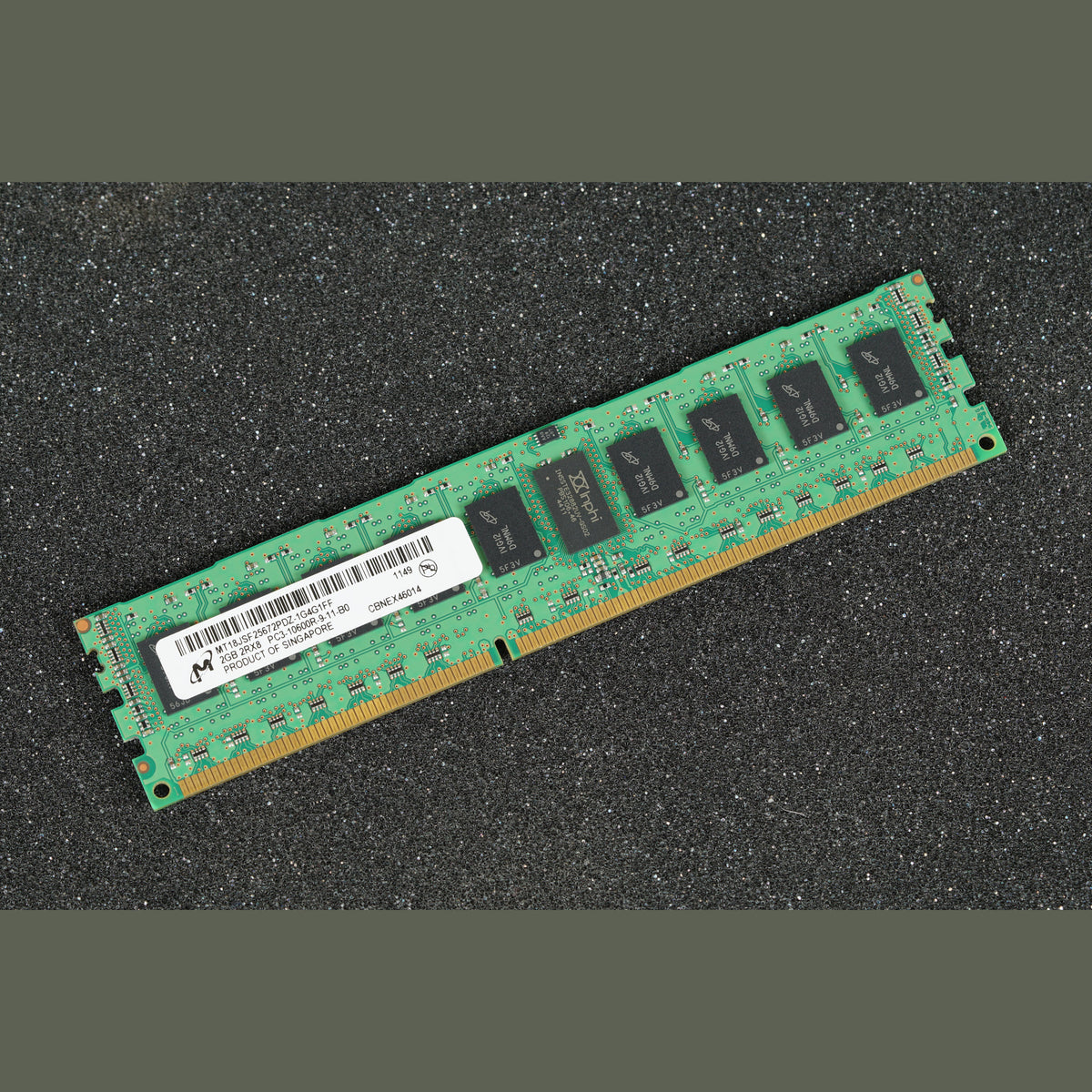 MT18JSF25672PDZ-1G4G1FF  2GB PC3L-10600R-9-11-B0 Server Memory RAM