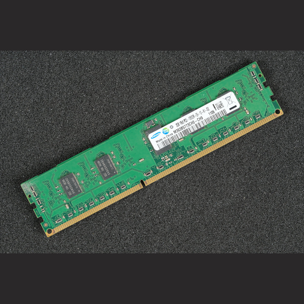 M393B5773CH0-CH9 Samsung 2GB PC3-10600R-09-10-A1-D2 Server Memory RAM 1Rx8