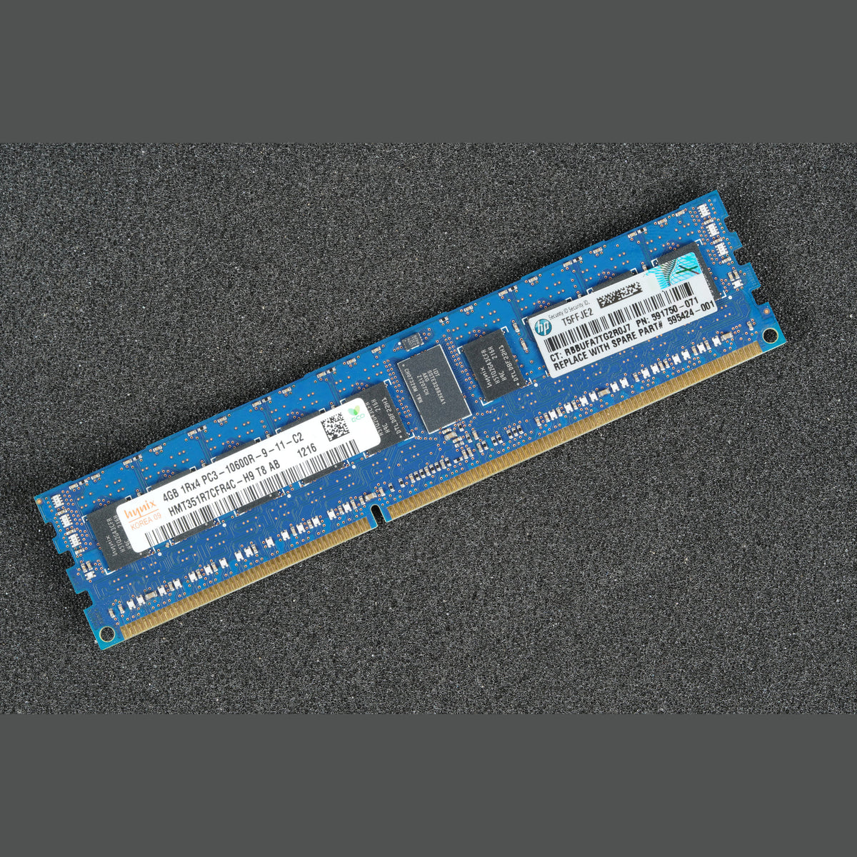 HMT351R7CFR4C-H9 Hynix 4GB PC3-10600R-9-11-C2 Server Memory Ram 1Rx4