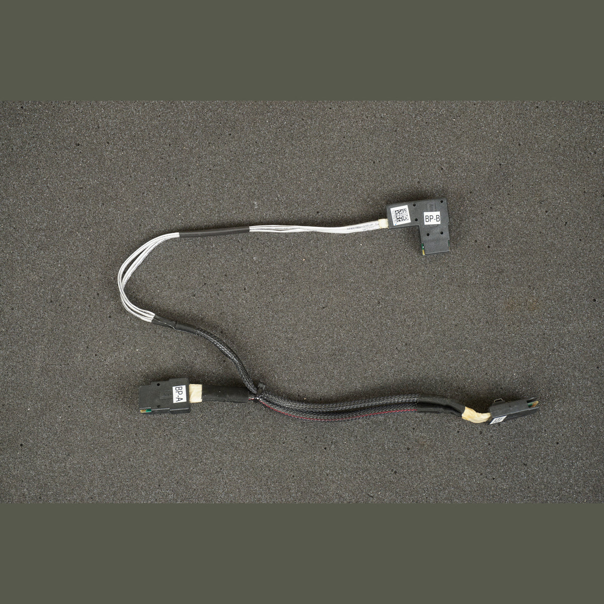 C069M C069M Dell PowerEdge R410 SAS Backplane Cable