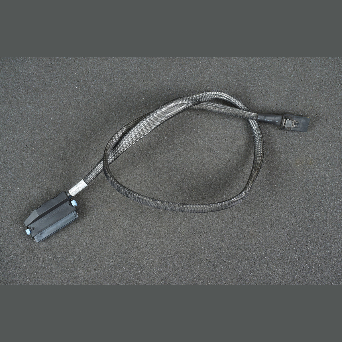 507692-001 HP Proliant DL385 G5p SAS Cable 495973-005