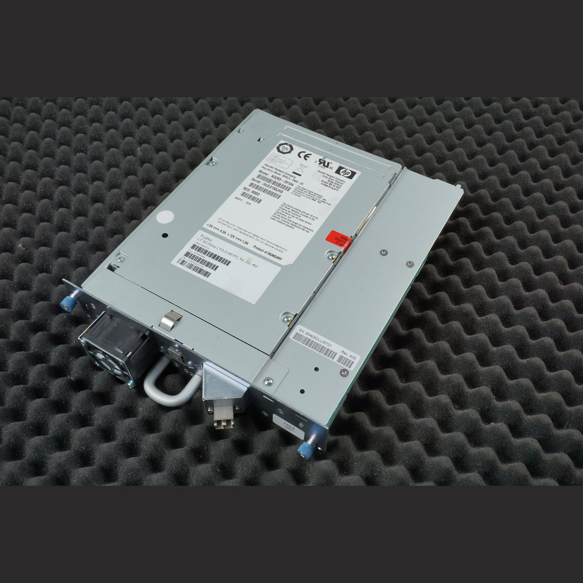 HP AQ293-20104 Fujitsu LT S2 Drive LTO-5 HH FC 1U, 2U, 4U BRSLA-0903-DC