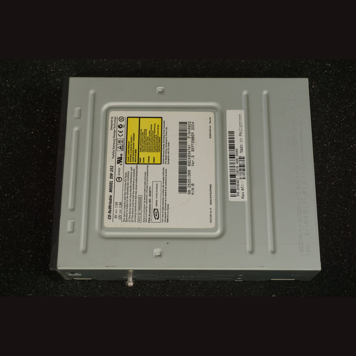 Y6407 0Y6407 Dell IDE CD-RW Disk Drive Toshiba SW-252