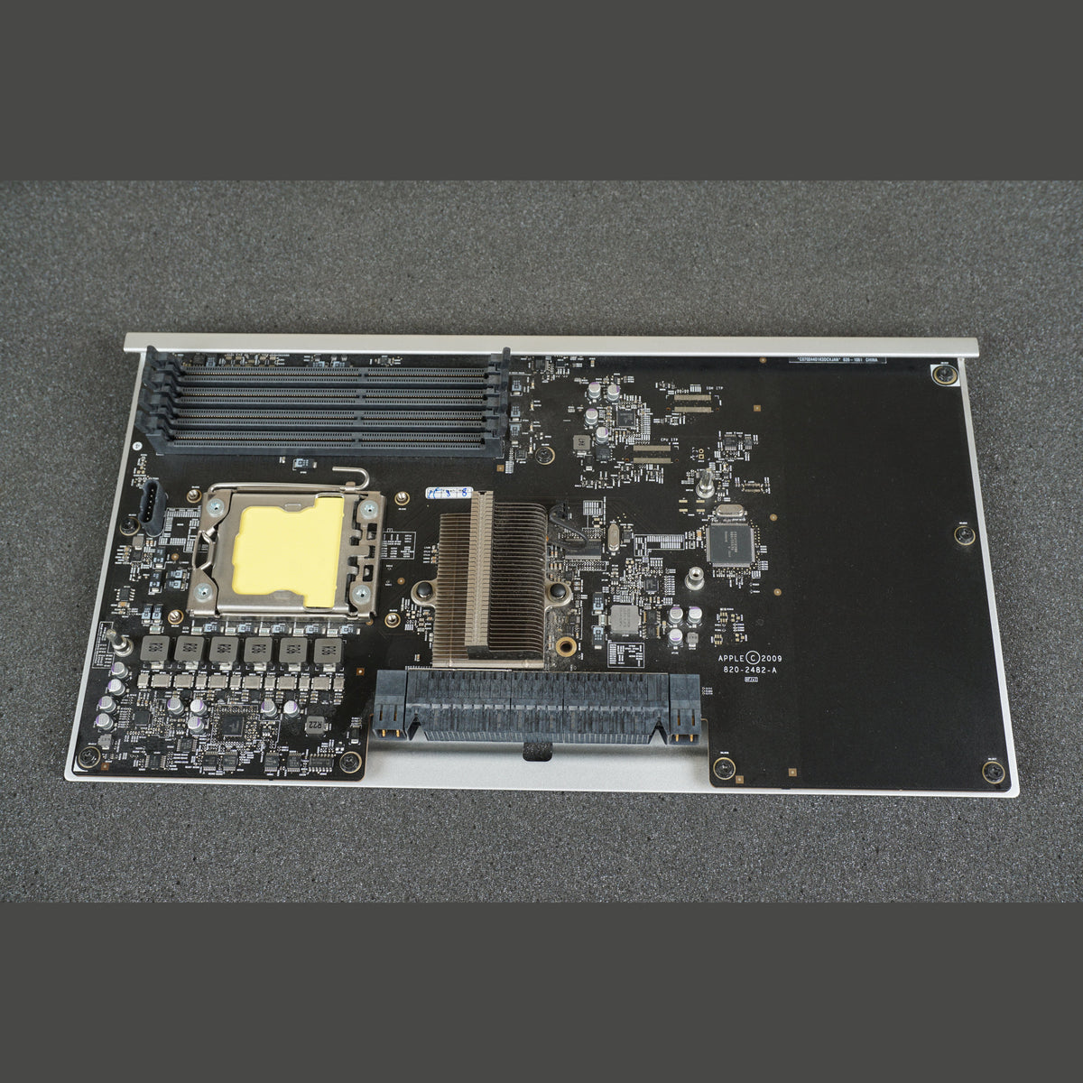 820-2482-A Apple Mac Pro CPU Tray Logic Board Motherboard 639-0556
