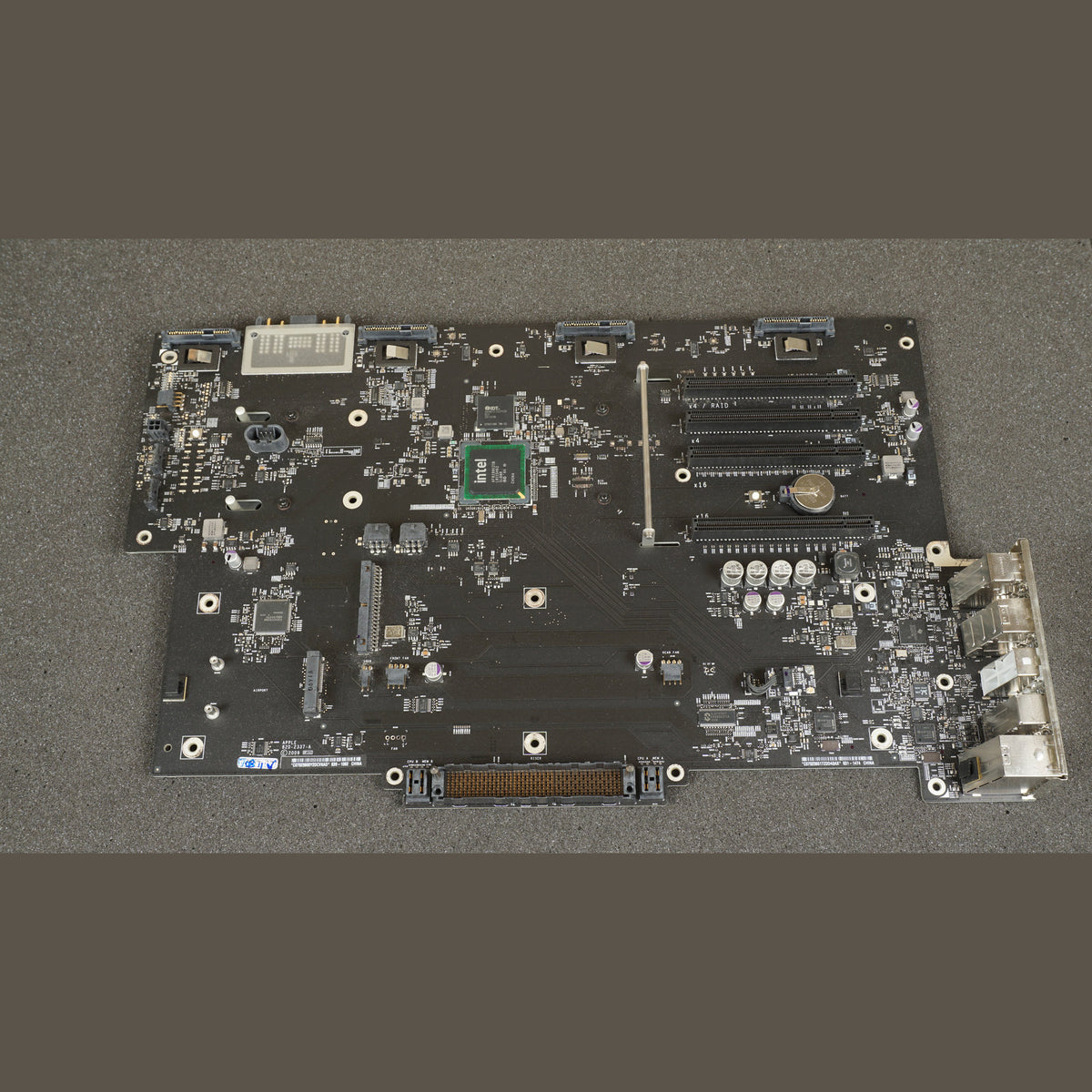 639-1062 Apple Logic Board 820-2337 Motherboard