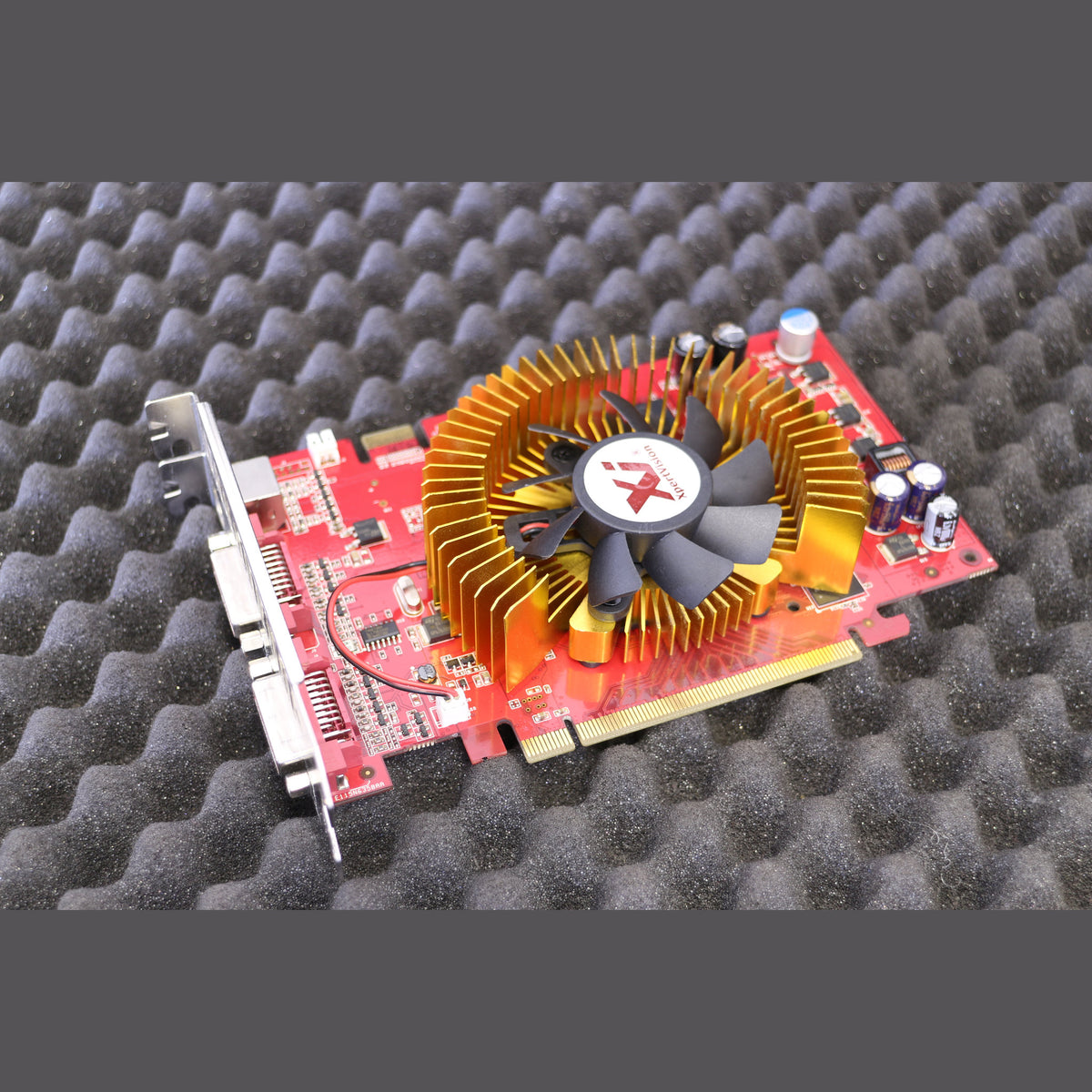 XpertVision XNE+8600+T351-PM8A84 8600GT PCI-E 512MB Graphics Card