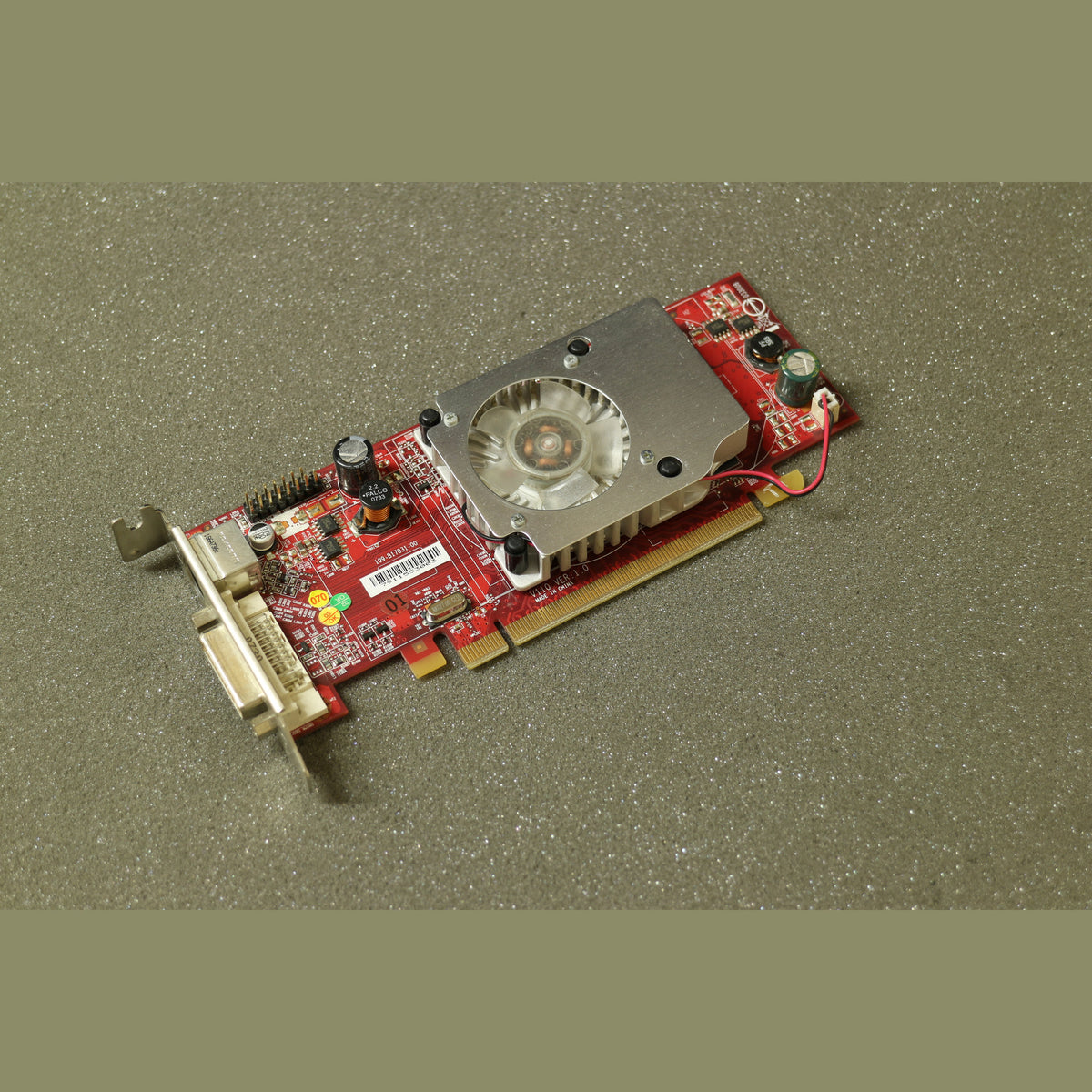 HP 5189-0907 ATI Radeon HD 2350 Low Profile PCIe Graphics Card 64MB DVI S-VIDEO