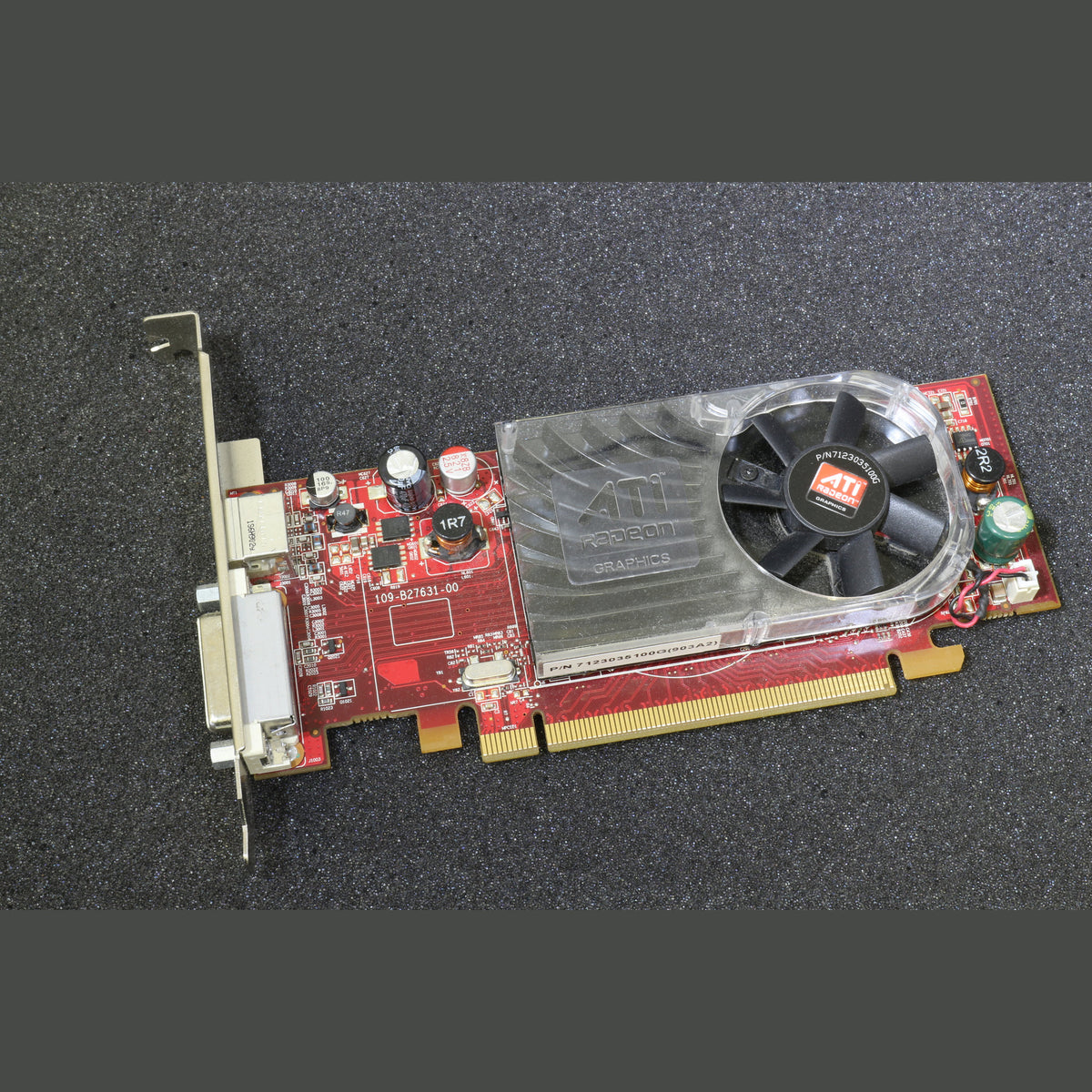 Dell FM351 ATI HD 2400XT 256MB PCI-E Graphics Card DMS-59 without cable