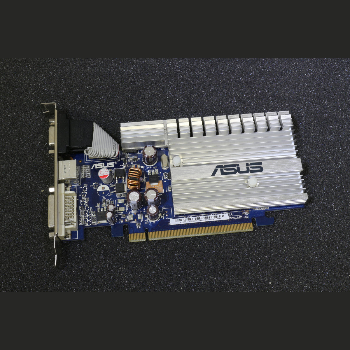 Asus EN7200GS/HTD/256M/A(C381/LP) PCIe Graphics Card DVI VGA S-Video 7200GS