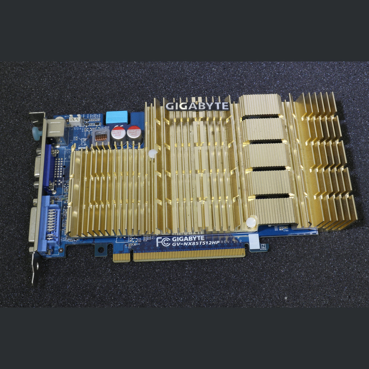 Gigabyte GV-NX85T512HP GeForce 8500 GT 512MB PCIe Graphics Card DVI VGA S-Video