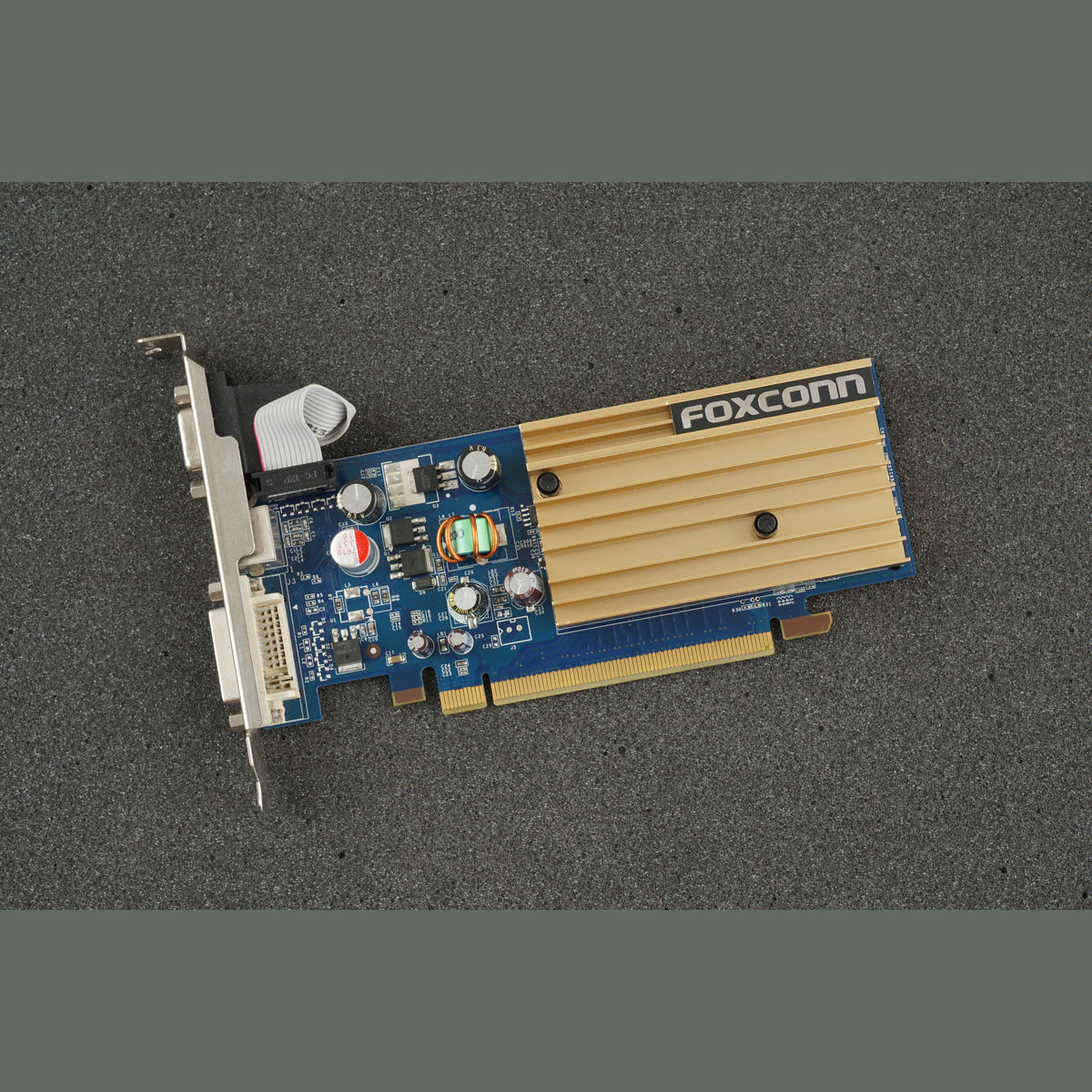 Foxconn FV-N72SM1DT 128MB nVidia 7200GS DVI VGA S-Video PCIe Graphics Card