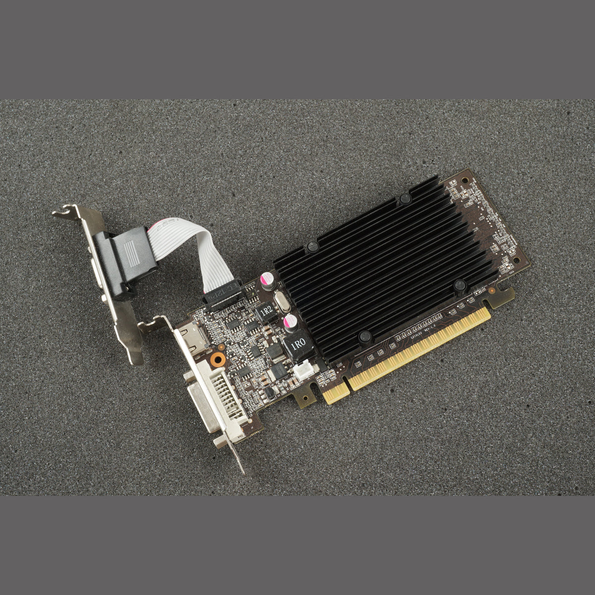 eVGA GeForce G 210 1GB HDMI DVI VGA Low Profile Graphics Card 01G-P3-131-KR