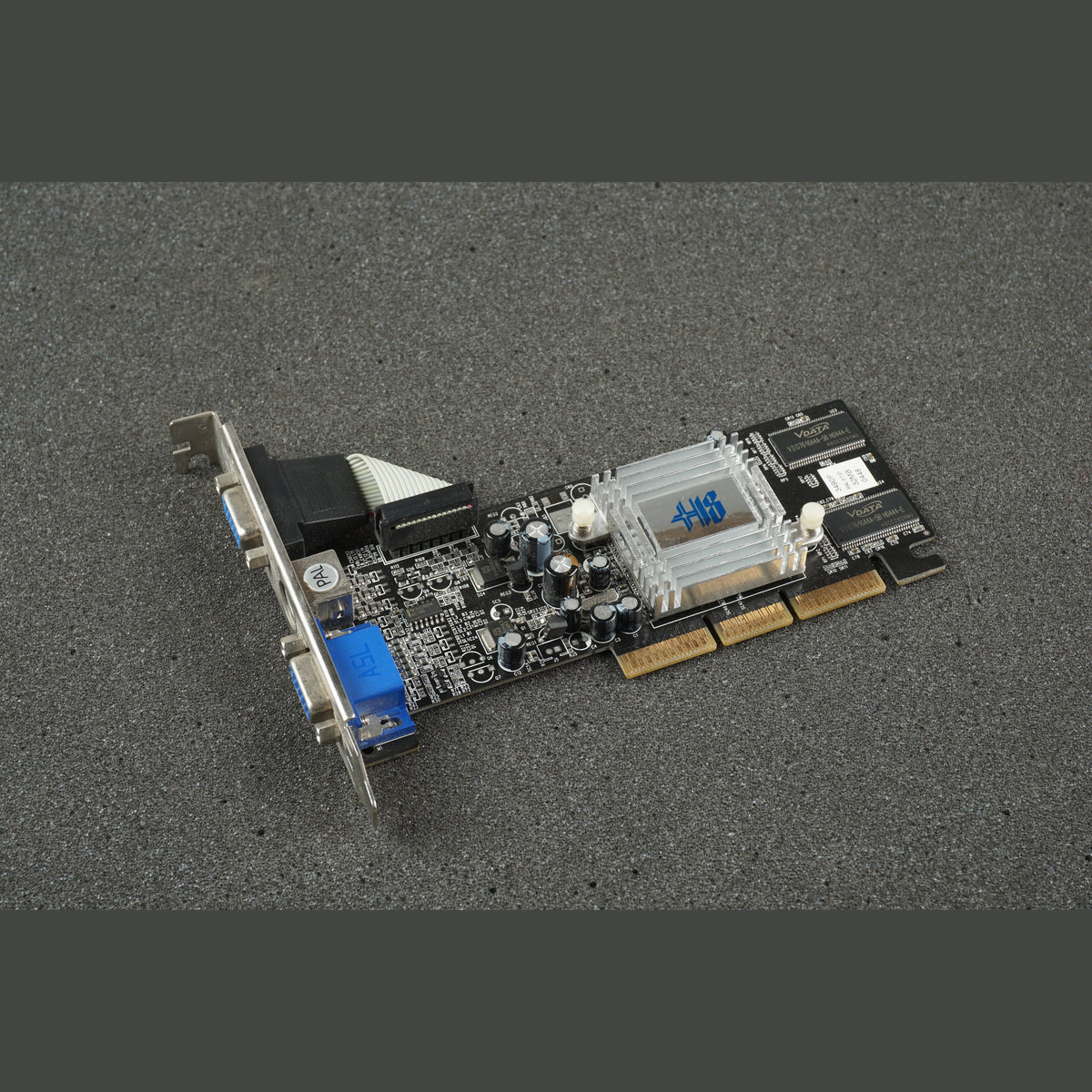 HIS R6L-27-D ATI Radeon 7000 32MB AGP DUAL VGA Graphics Card