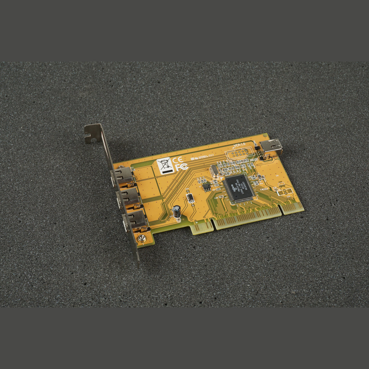 Sunix FW323 4-Port PCI Firewire Card