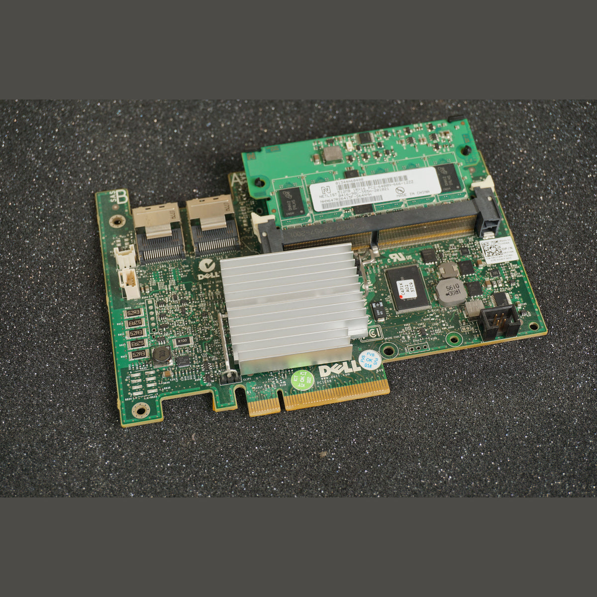 R374M 0R374M Dell PERC H700 6GB SAS RAID Controller Card with 512MB Cache