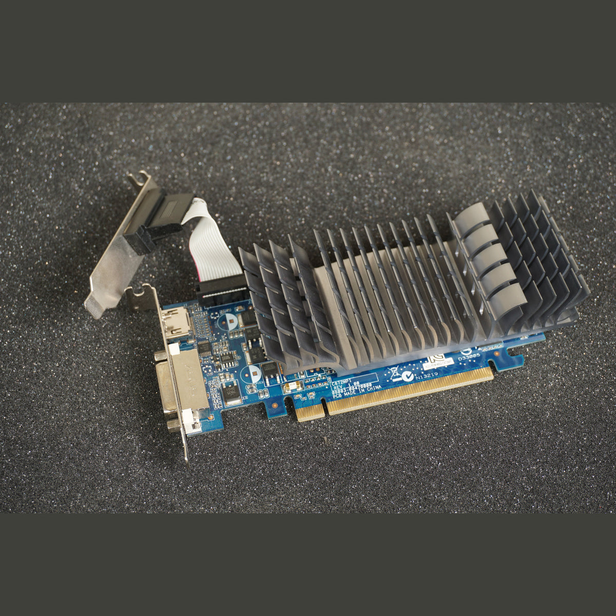 Asus GeForce 210 EN210 Silent/DI/1GD3/V2 Low Profile 1GB PCIe Card HDMI DVI VGA