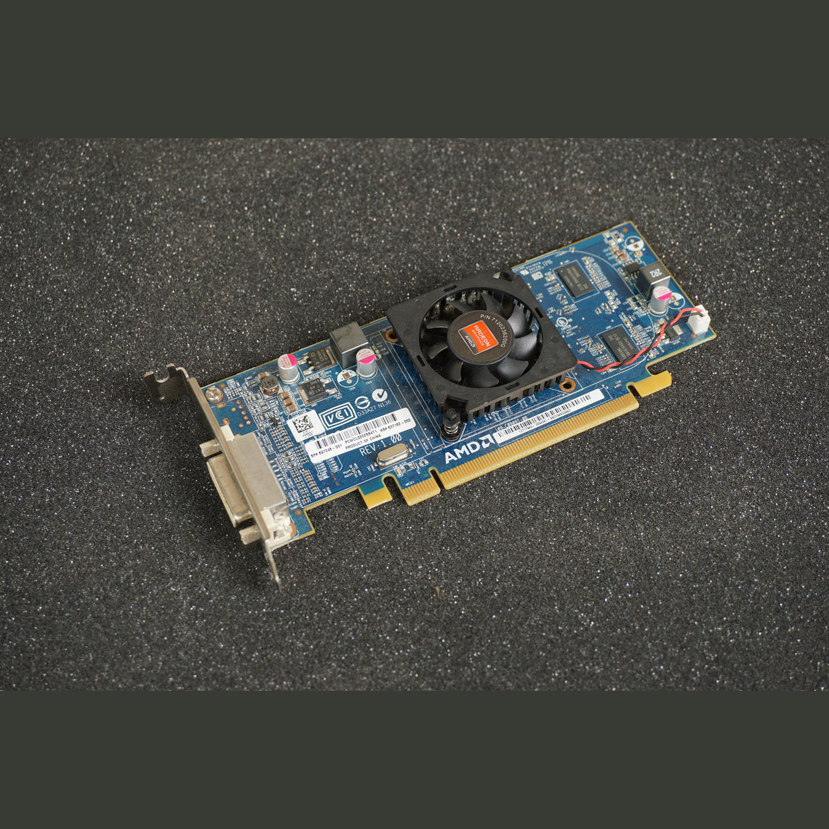 HP 697246-001 Low Profile AMD Radeon HD 6350 512MSB PCIe DMS-59 without cable