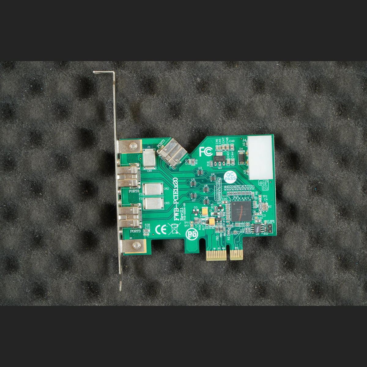 FWB-PCIE1x20 ioi Technology 3-Port Firewire 800 Card