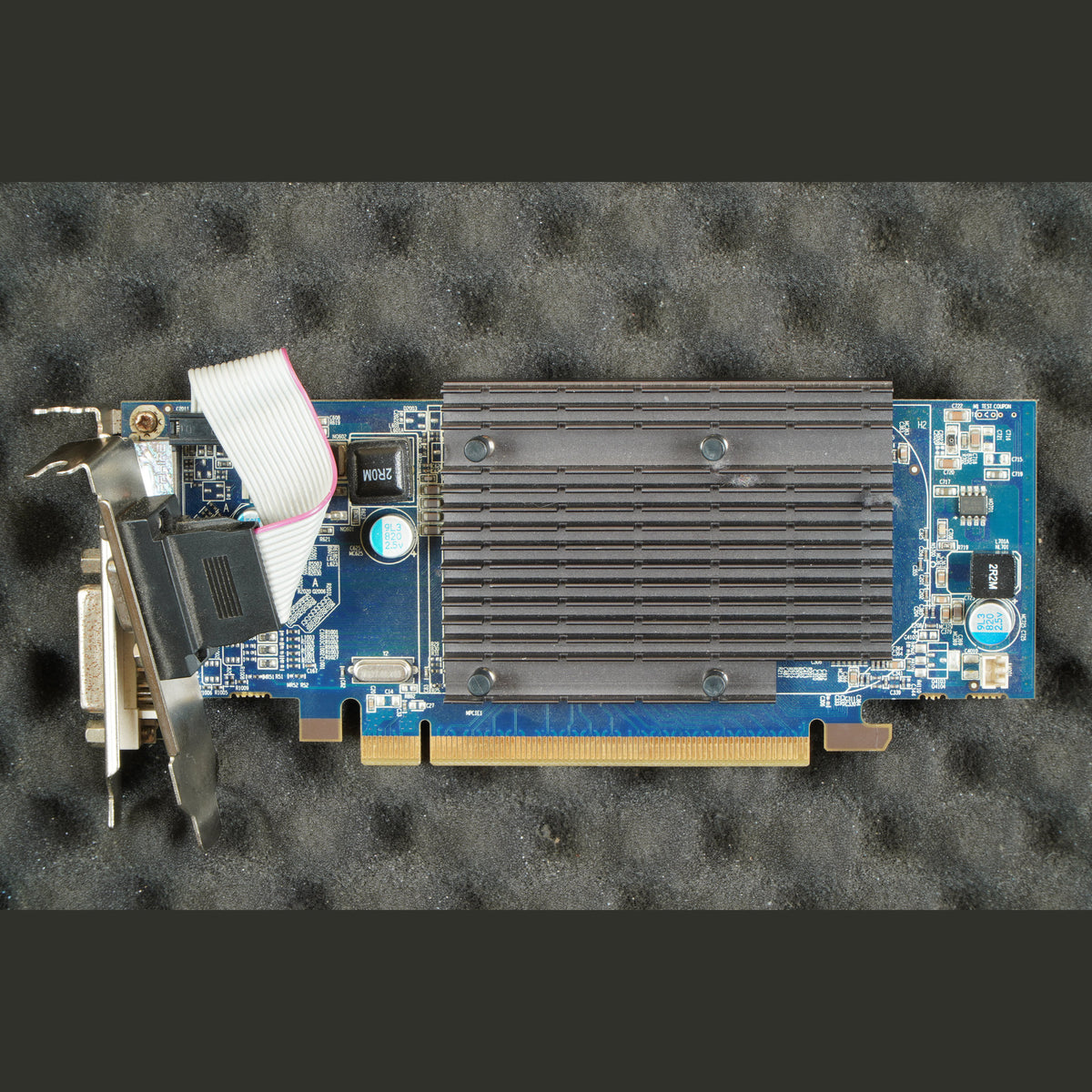 Sapphire 288-6E106-102SA HD 4550 512MB HDMI DVI VGA Low Profile PCIe Card