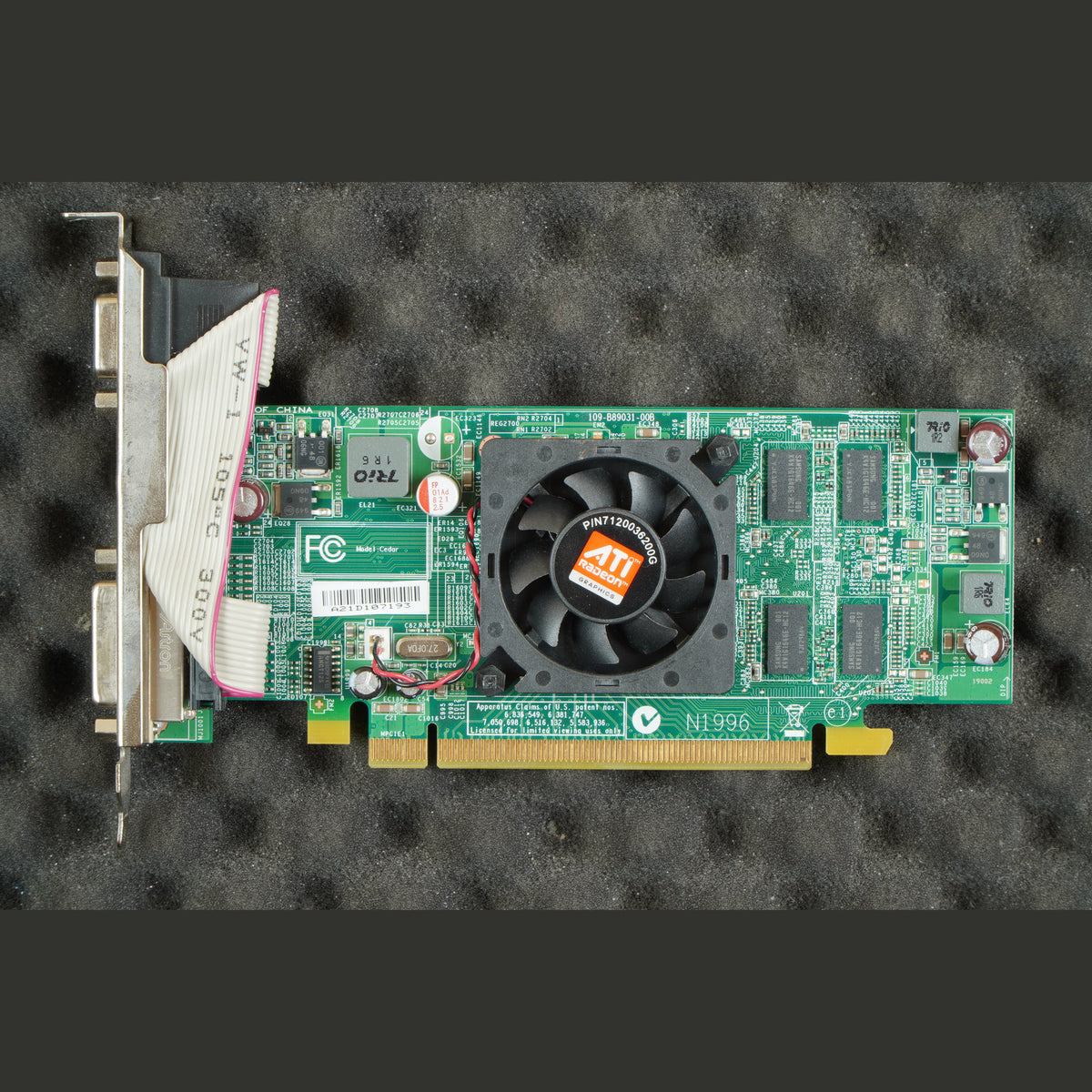 KP8GM 0KP8GM Dell ATI Radeon HD 5450 1GB PCIe Graphics Card HDMI DVI VGA