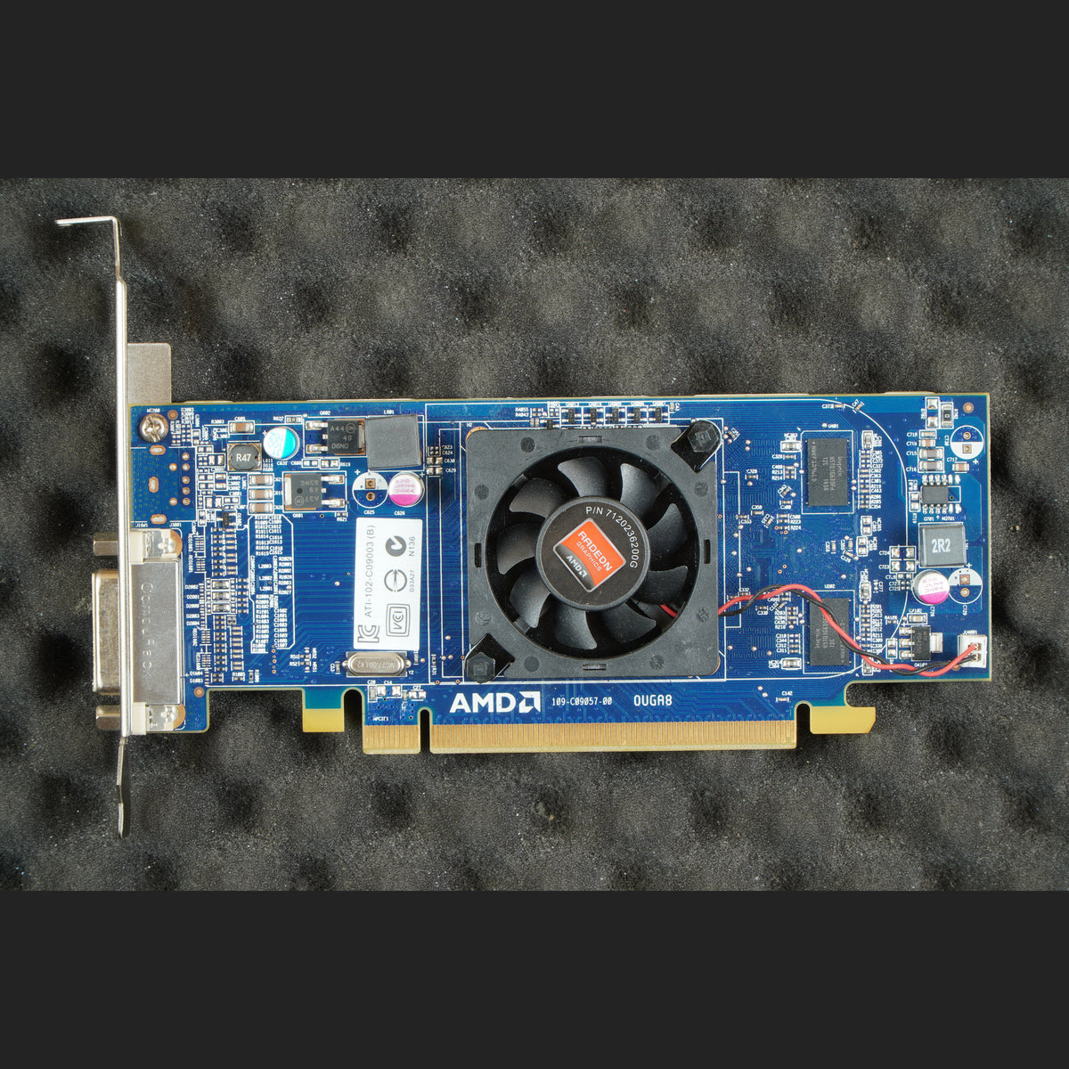 XF27T 0XF27T Dell ATI Radeon HD 5450 512MB PCIe Graphics Card DMS-59