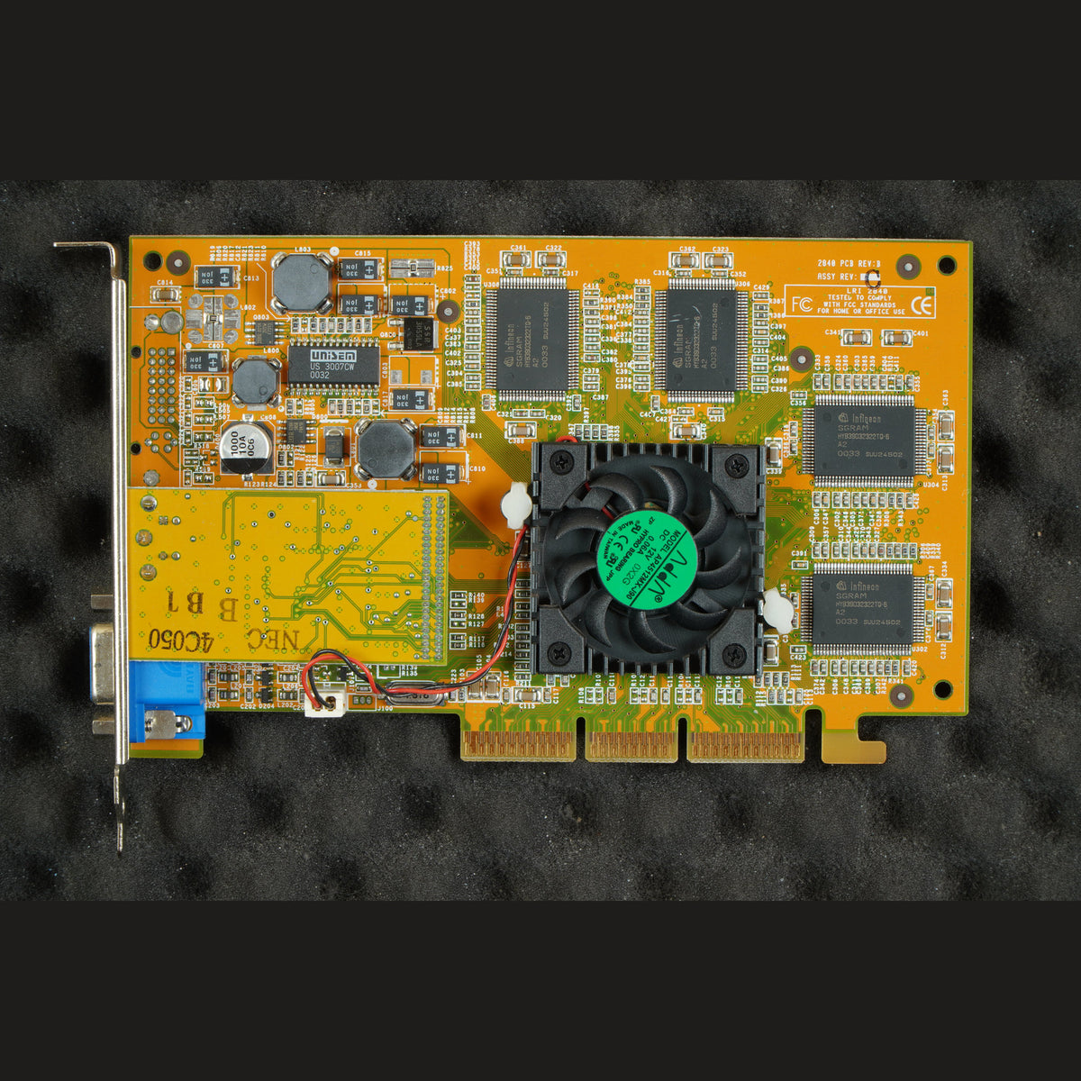 LRi 2840 Leadtek GeForce2 32MB ABP Graphics Card VGA S-VIDEO