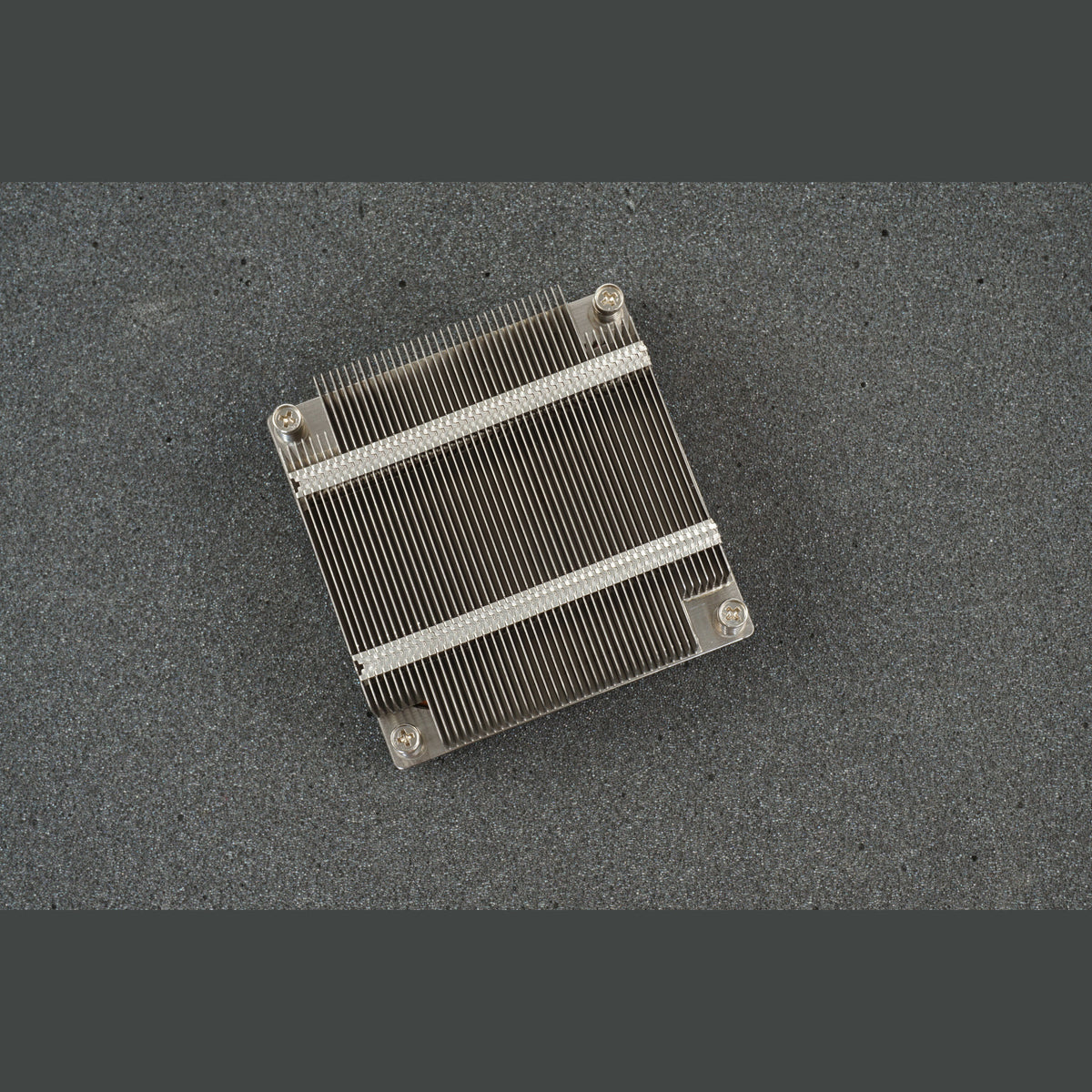 SuperMicro X8DTU-6F+ Low Profile Heatsink