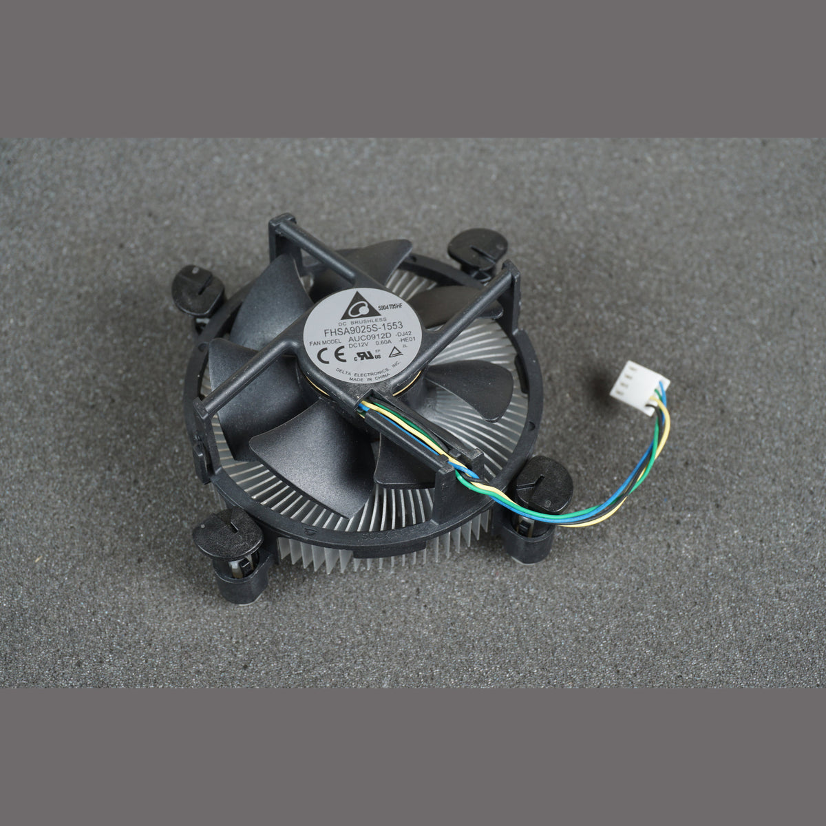 FHSA9025S-1553 Delta Heatsink & Fan AUC0912CD Socket 1150 1151 1155 1156
