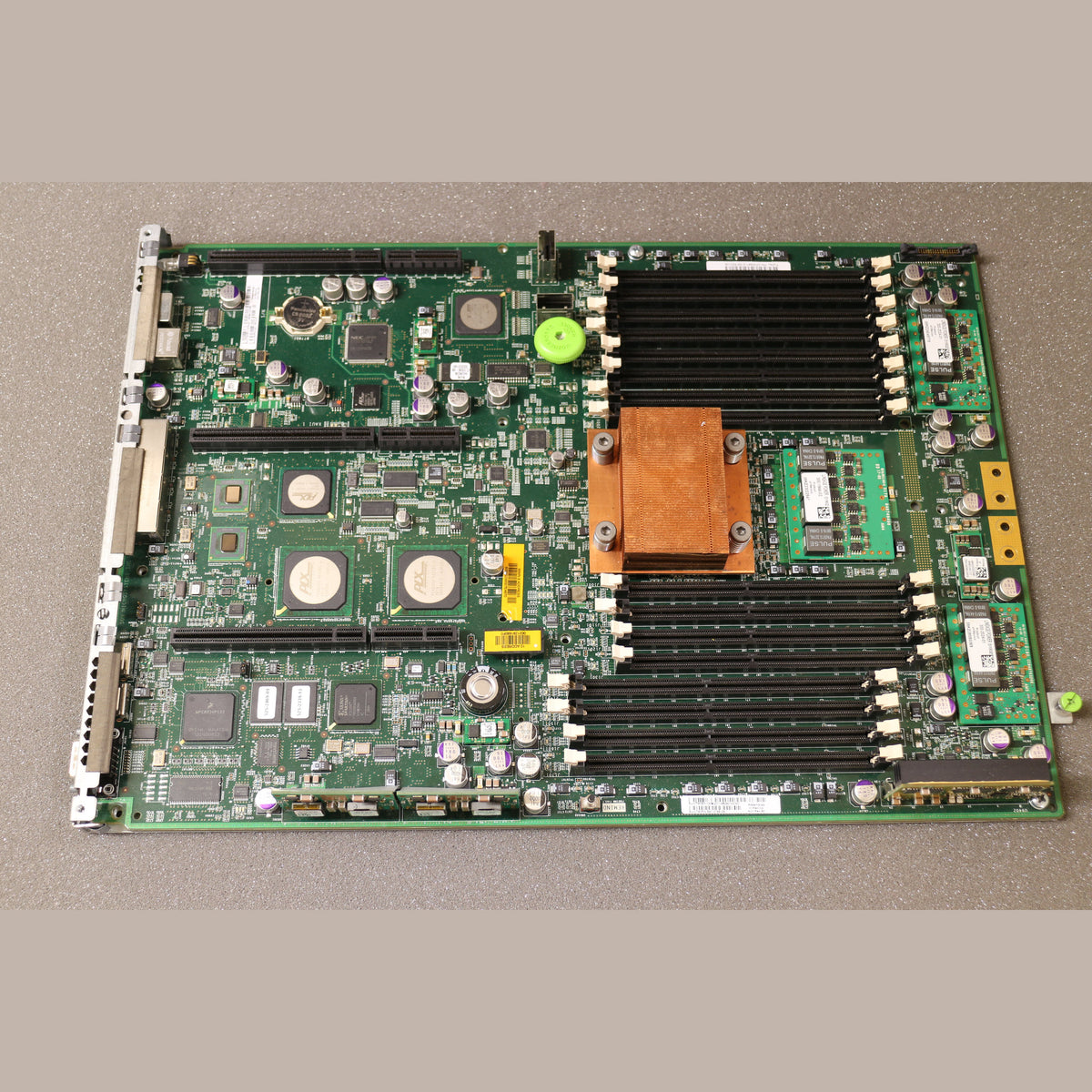 Sun 541-2155 501-7812 T5120 T5220 System Board