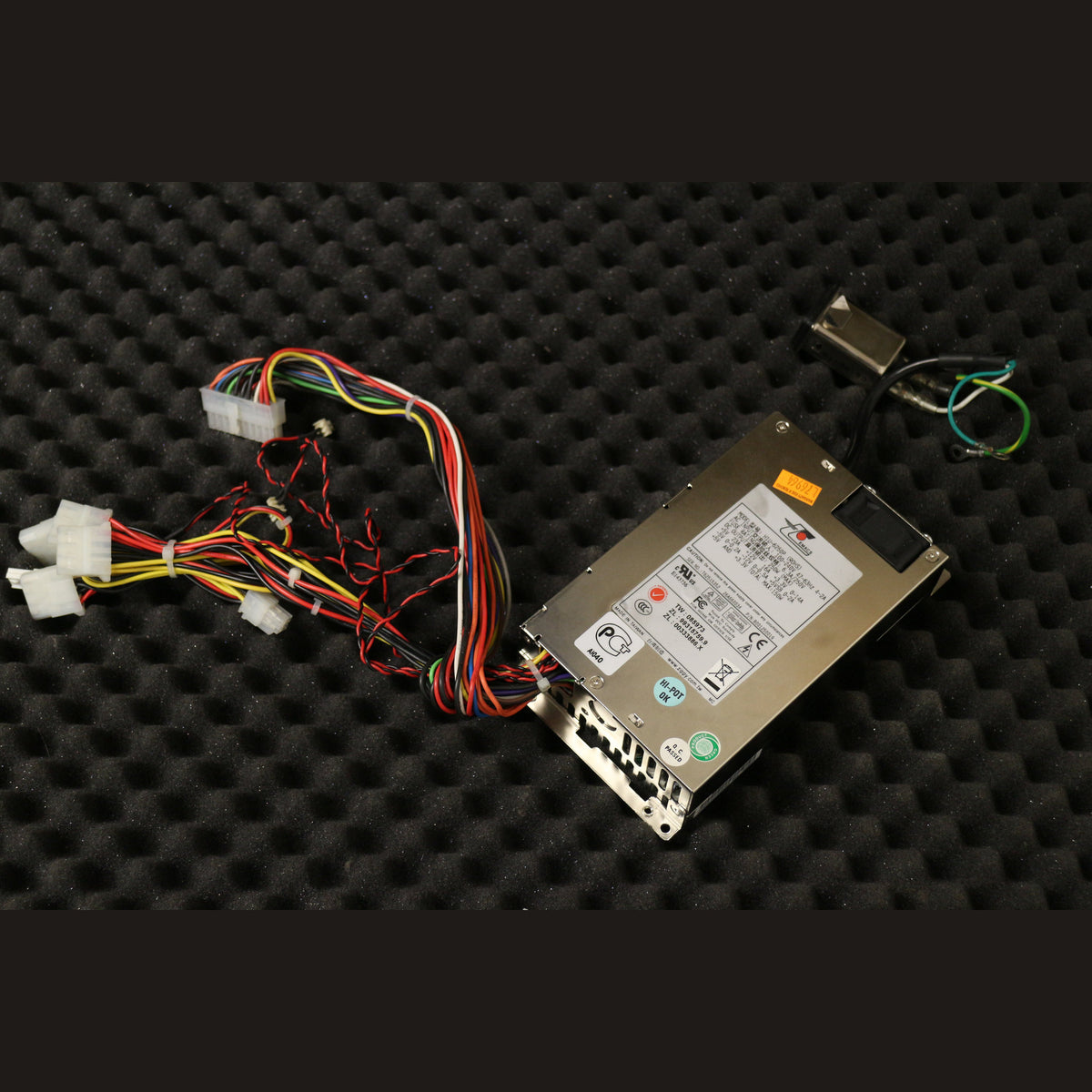 Zippy EMACS H1U-6250P Power Supply 250W PSU Datapulse Intuition 1000