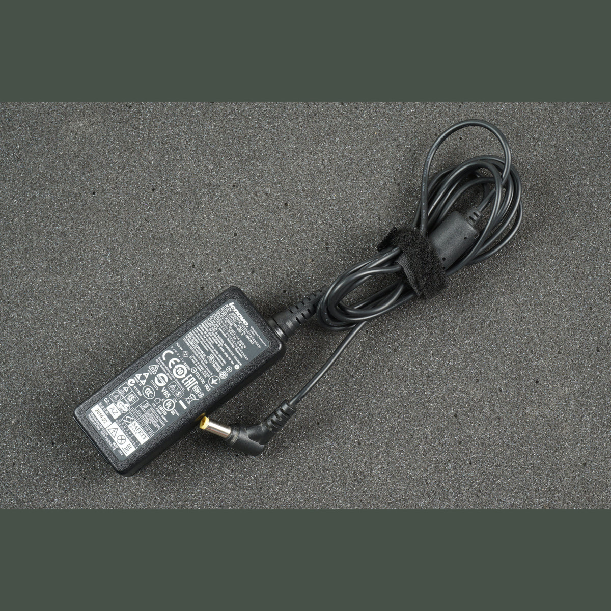 Lenovo FRU 45N0462 Power Supply ADP40NH B 20V 2A Adapter