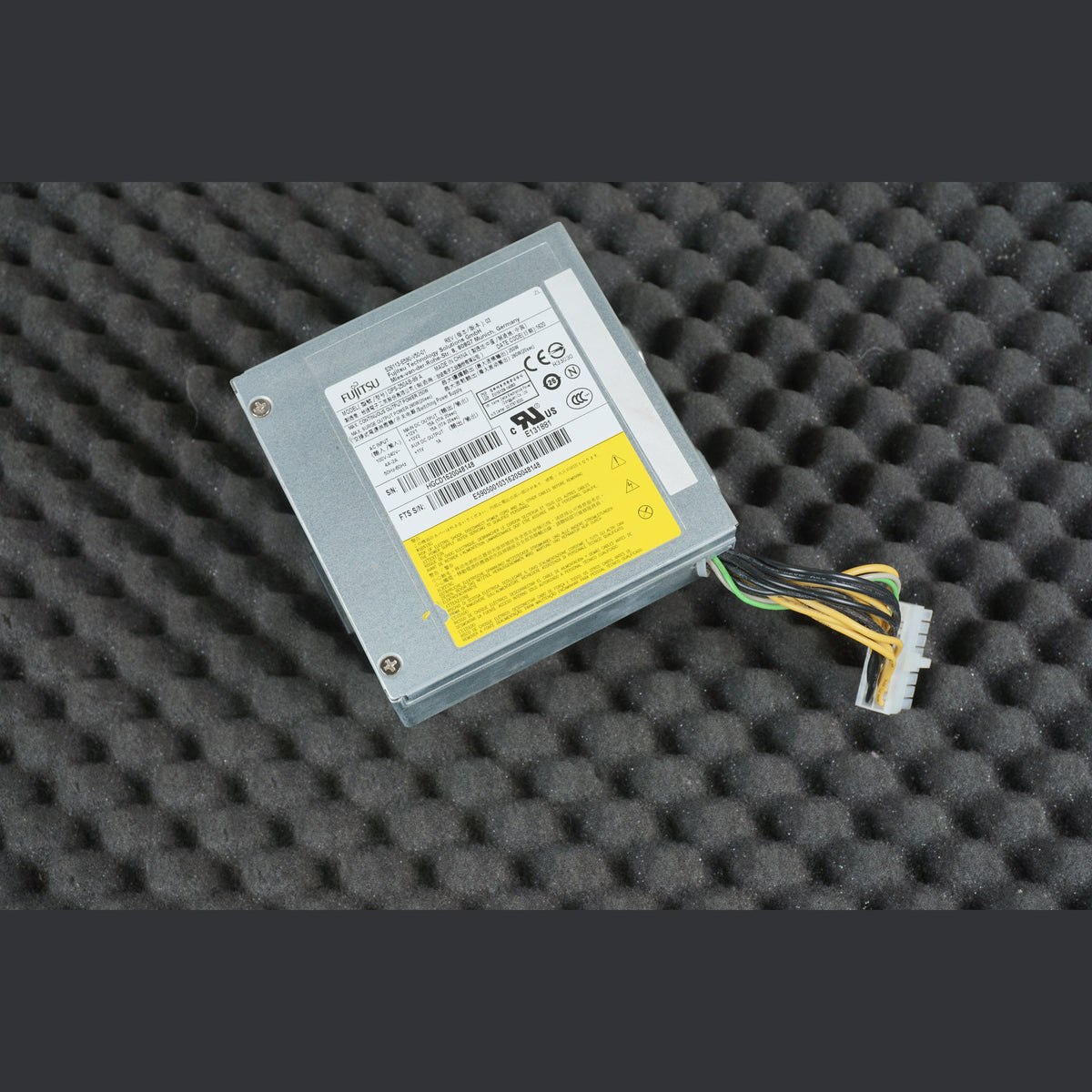 S26113-E590-V50 Fujitsu Power Supply DPS-250AB-89 A 250W PSU