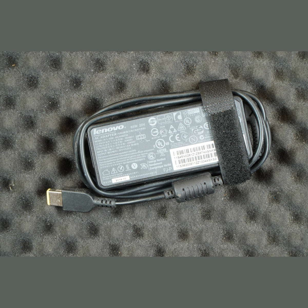 45N0497 Lenovo Power Supply 65W 20V Genuine PSU ADLX65NCC3A