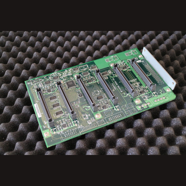 Toshiba Magnia SCSI Backplane Board SI-7233 REV:1.0 FSHDB3