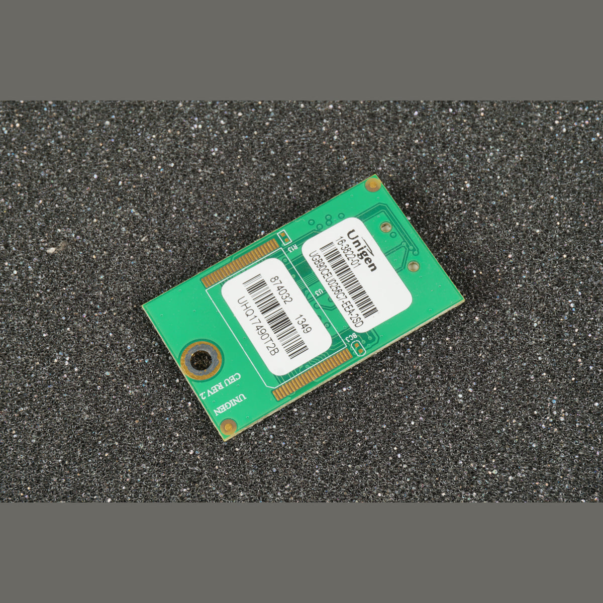 16-3822-01 Cisco 256MB C1921 Internal Flash Module UGB90CEU0256C7-EEA-2SD