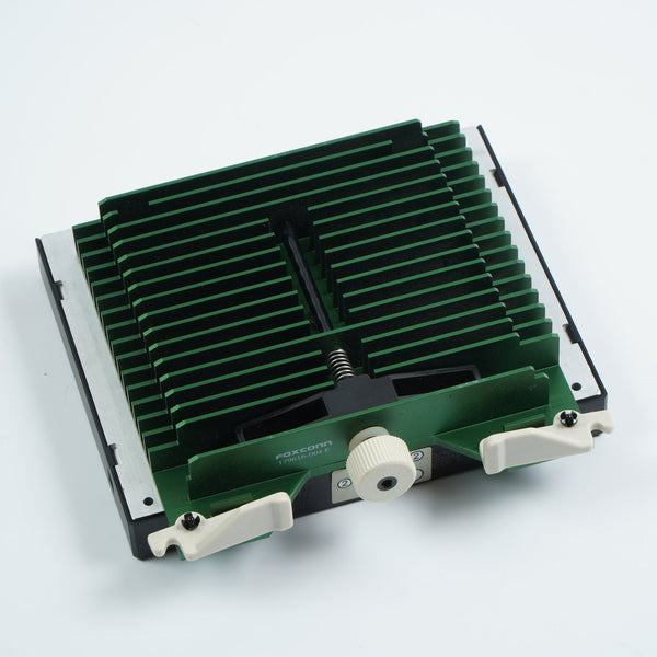 Intel SL4XZ Pentium III Xeon 900MHz Slot 2 Processor Compaq 179616-004 Heatsink