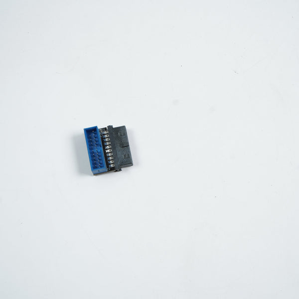 Thermaltake P70-0389 SQE-IDC20PIN 90 Degree Adapter