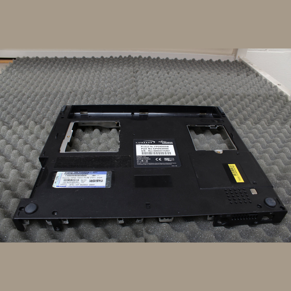 Fujitsu Siemens Lifebook C6637 Laptop Bottom Base Cover CP093090 FPC05035B