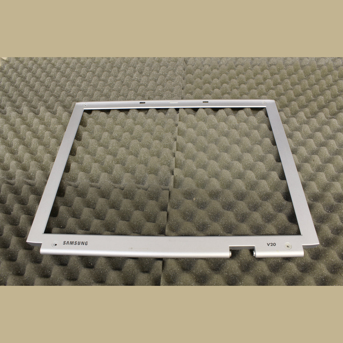 Samsung V20 Laptop LCD Screen Bezel Cover 14" BA75-00887A
