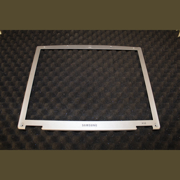Samsung X10 Laptop LCD Screen Bezel 14.1" BA61-00539A