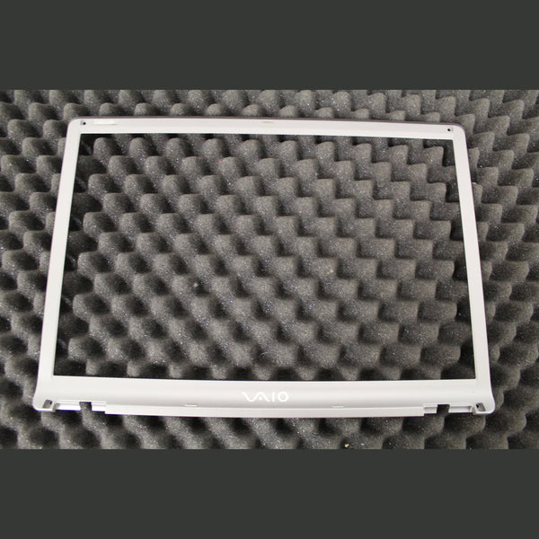 Sony Vaio PCG-6C1M VGN-S1XP Laptop LCD Screen Cover Bezel 13.3" 4-683-217